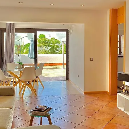 Beautiful In Paradise With Heated Pool! Playa Paraiso (Tenerife)