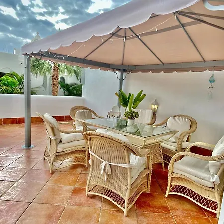 Apartament Beautiful In Paradise With Heated Pool! Playa Paraiso (Tenerife)